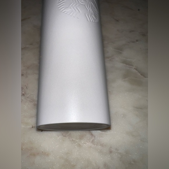 Starbucks Cup - Picture 4 of 4